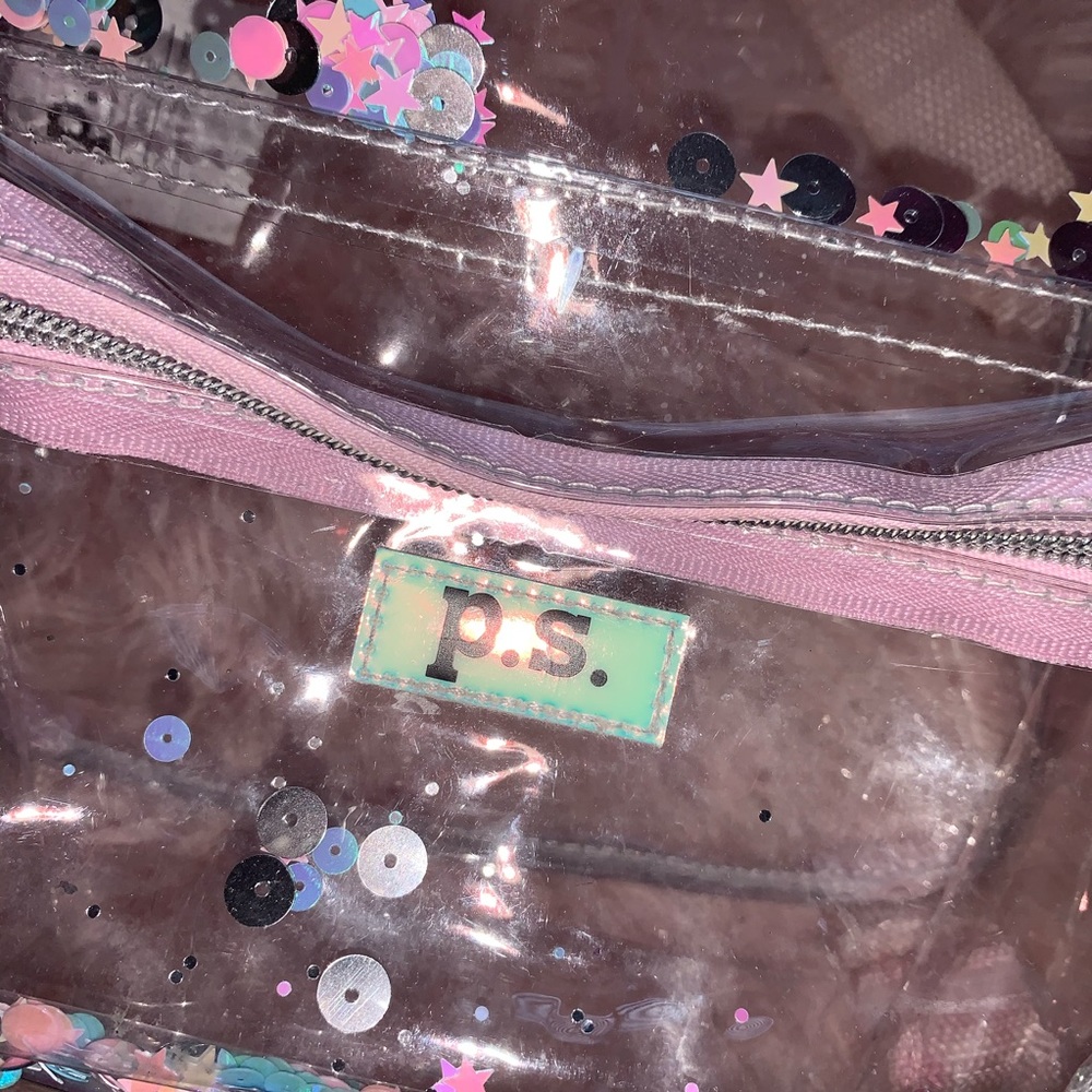 Mini backpack 🎒💖 - Picture 2 of 3